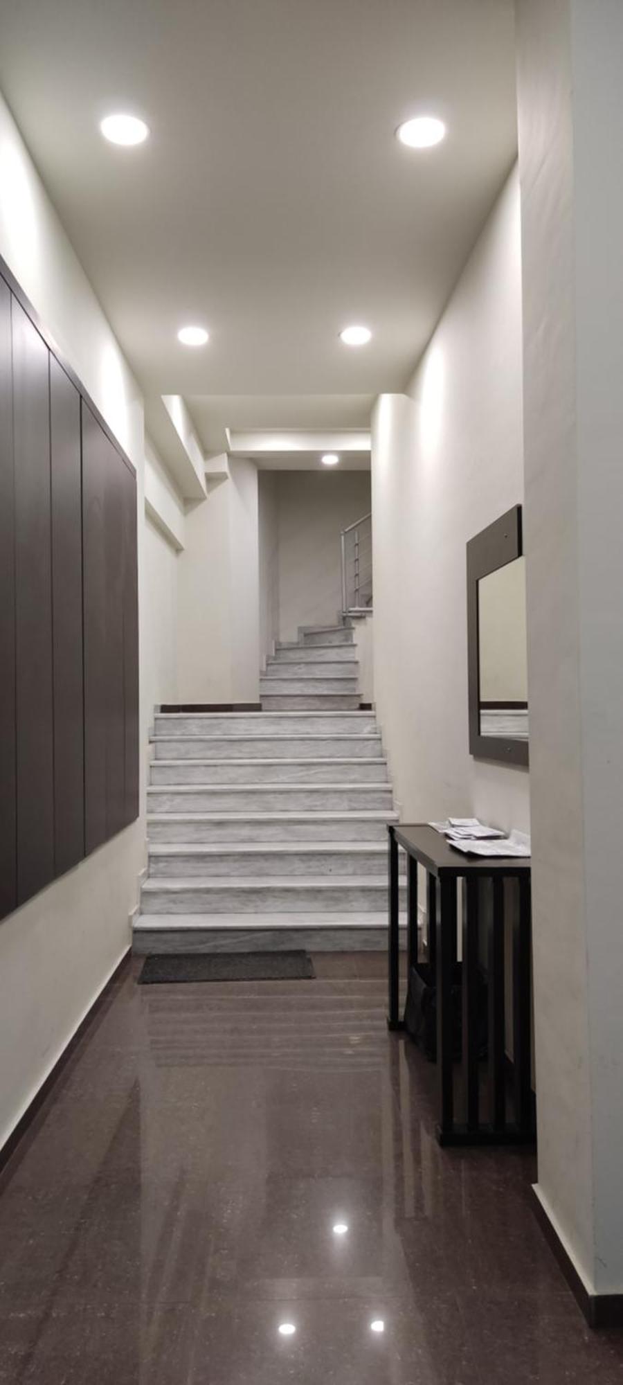 Theater 1 Apartment *